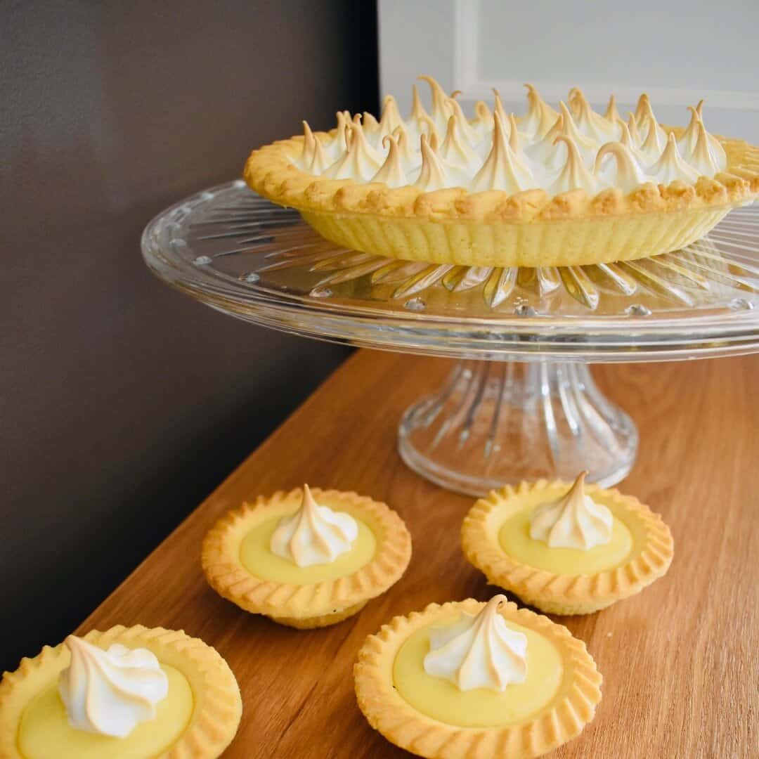 Lemon meringue tart