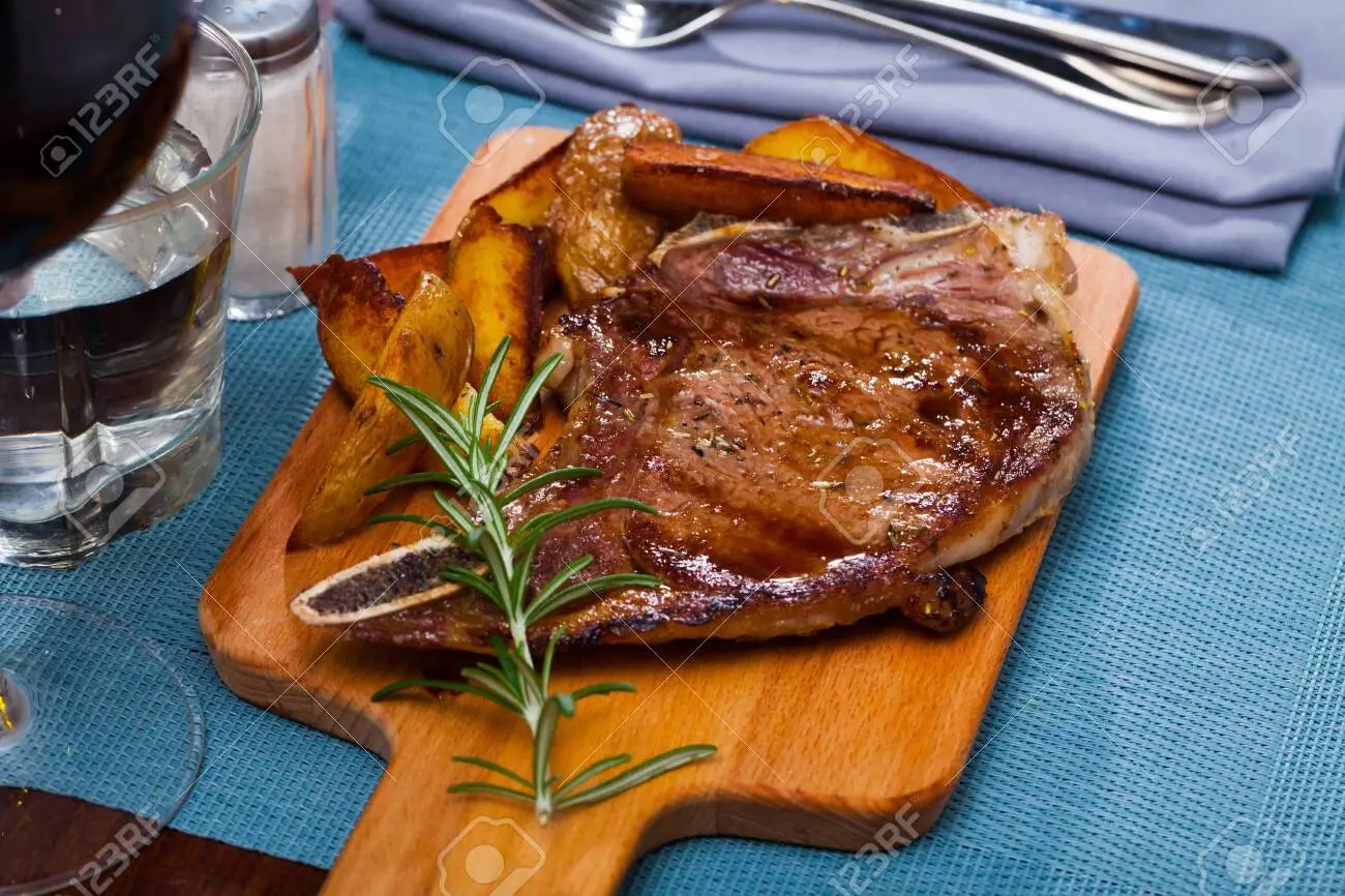 Entrecôte with Rosemary and Thyme