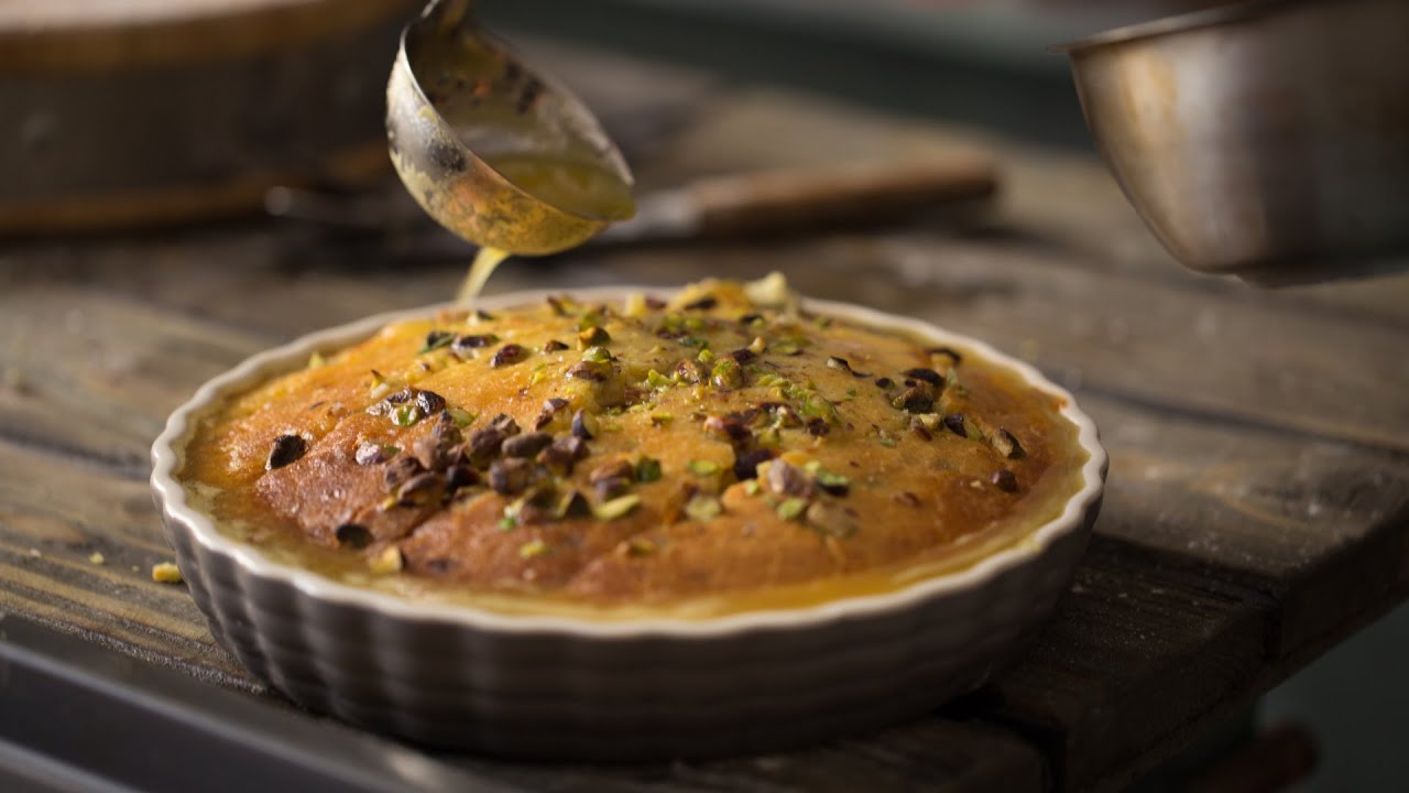 Manna-Cake with Orange Juice, Pistachios and Coconut